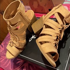 Quipid Heeled Sandal, camel, summer shoe.Lace up chunky heel.